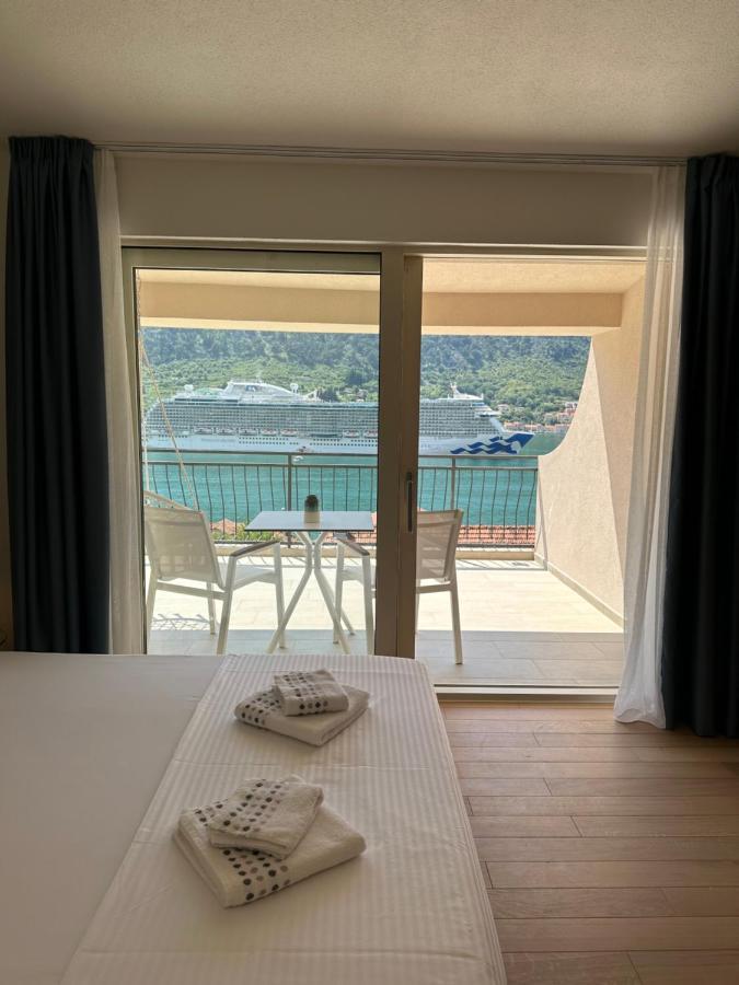 Point Of View Apartment Kotor Exterior photo